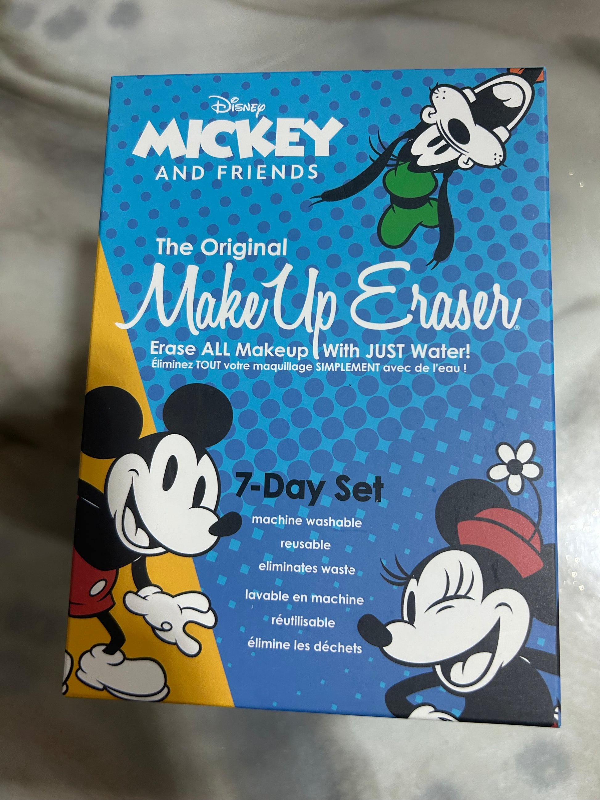 Disney Mickey and Friends Make Up Eraser Set