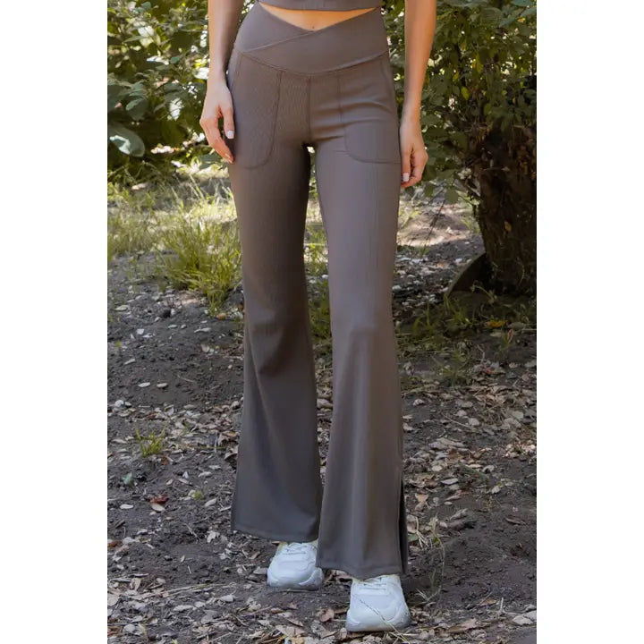 Nylon Rib V Waist Flared Leggings