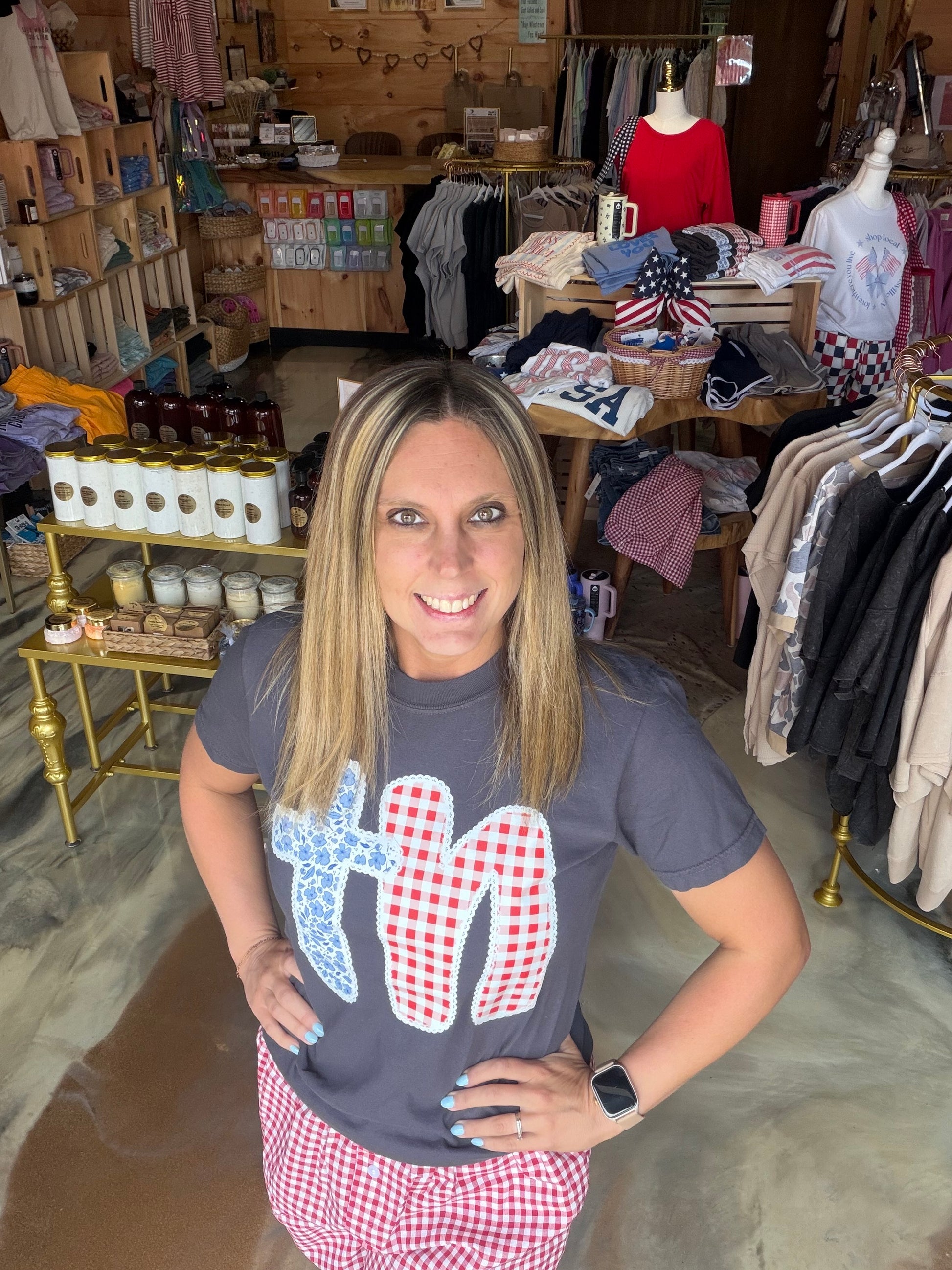 American Lace Tn - Tennessee Graphic T-Shirt