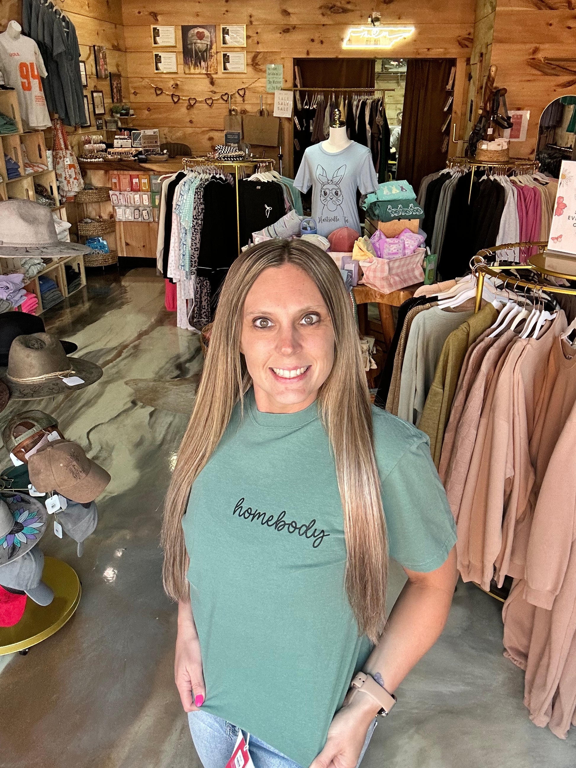 Homebody Cursive Tee