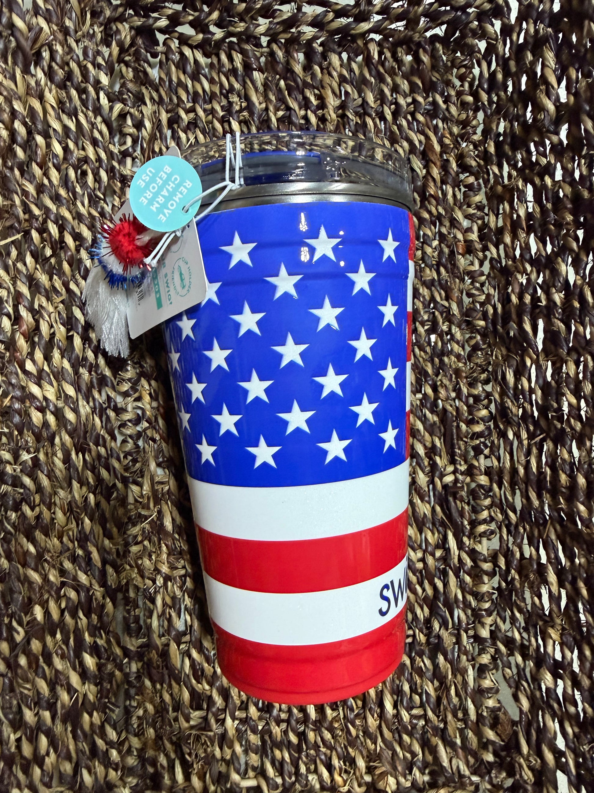 Patriotic Flag Swig 22oz Without Handle