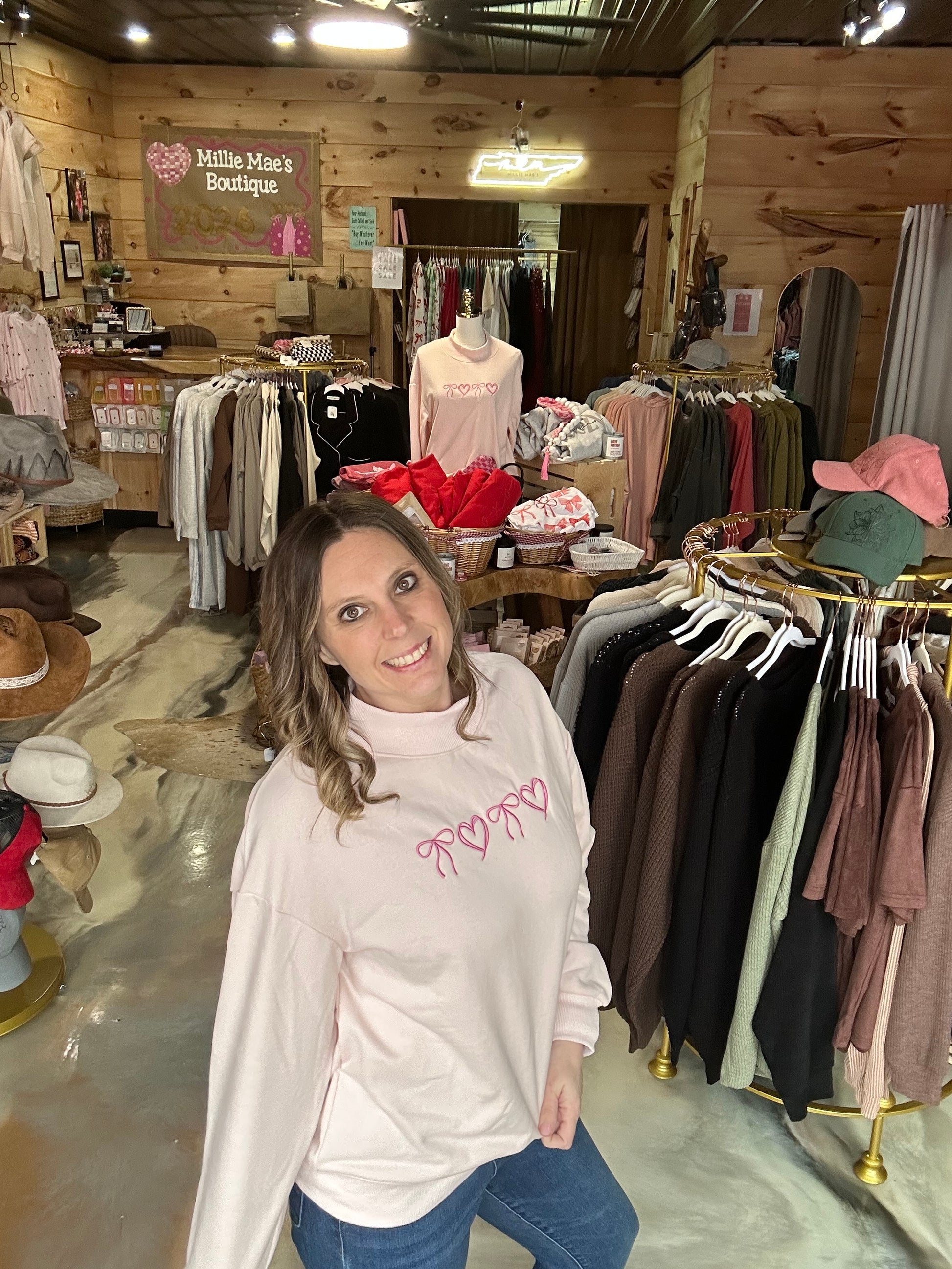 Las Valentines Bow Heart Embroidered Sweatshirt