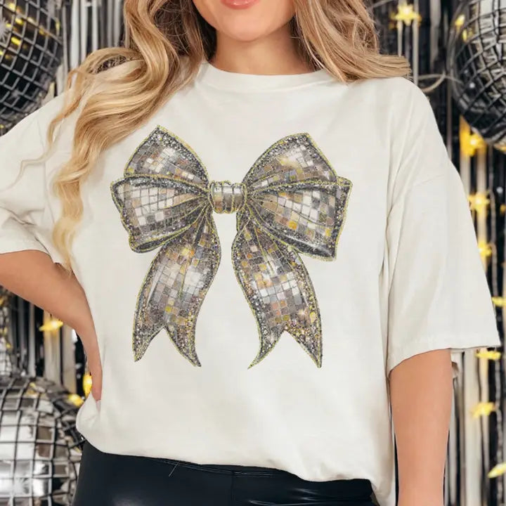 New Years Disco Bow 2026 Party Cocktails Vintage Graphic Tee